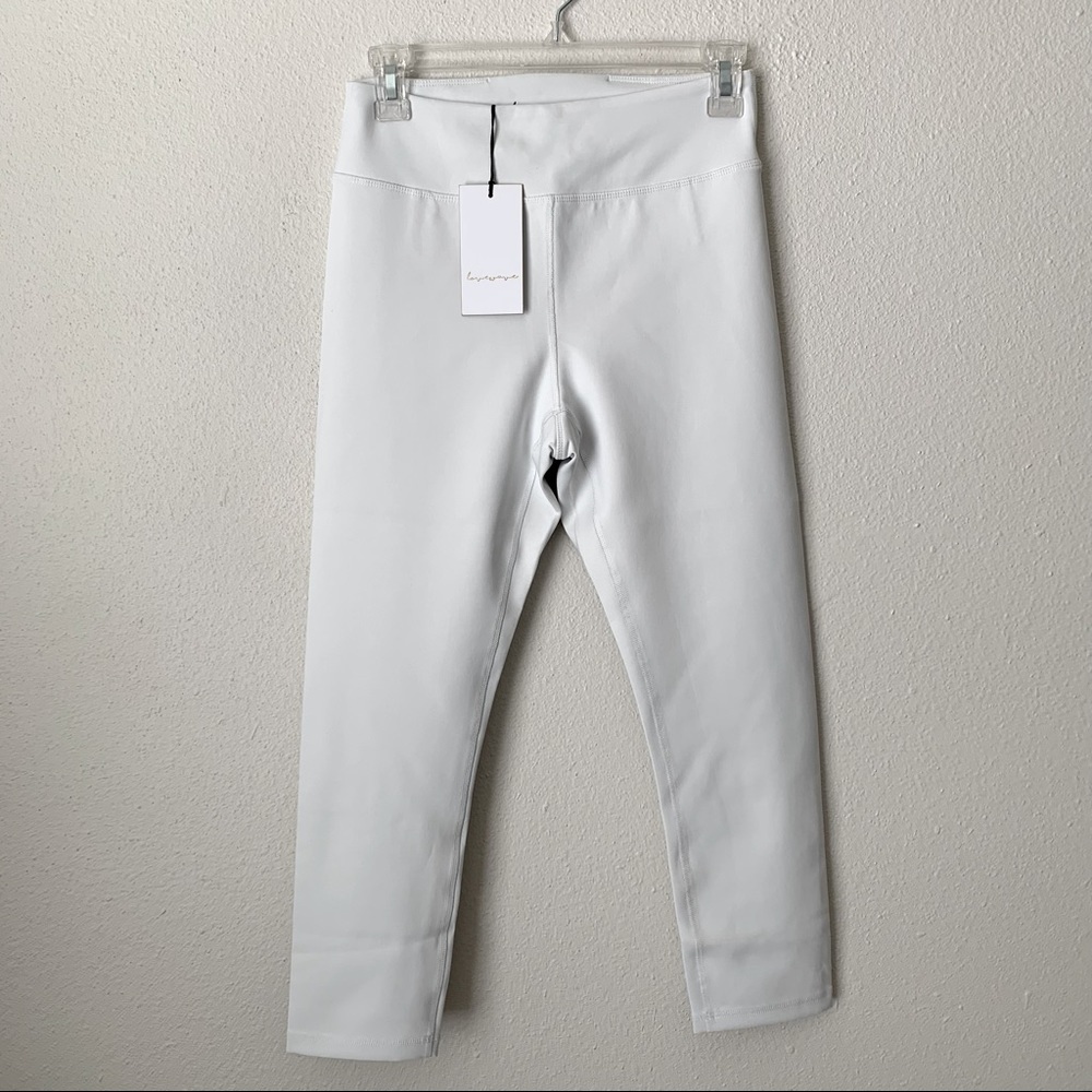 Revolve lovewave white high rise crop leggings M